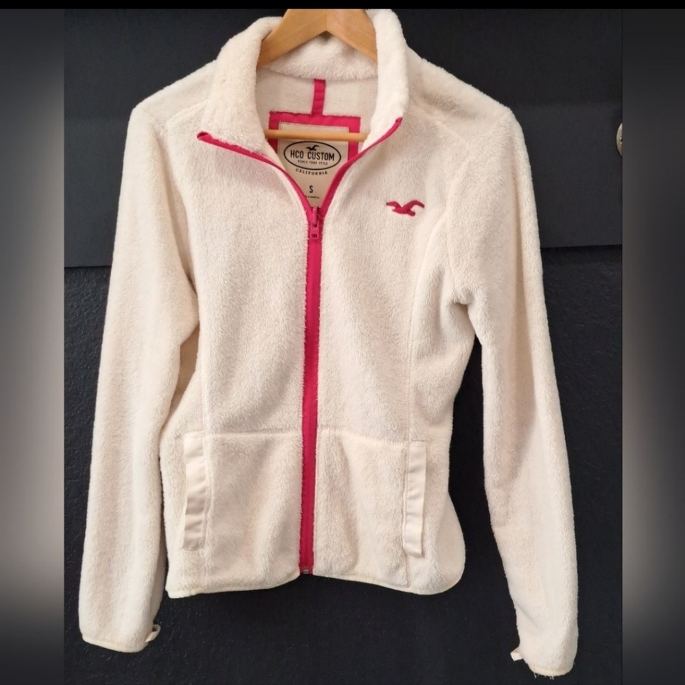 ✨️Hollister Cream and Pink Fleece Jacket/ Size: Small